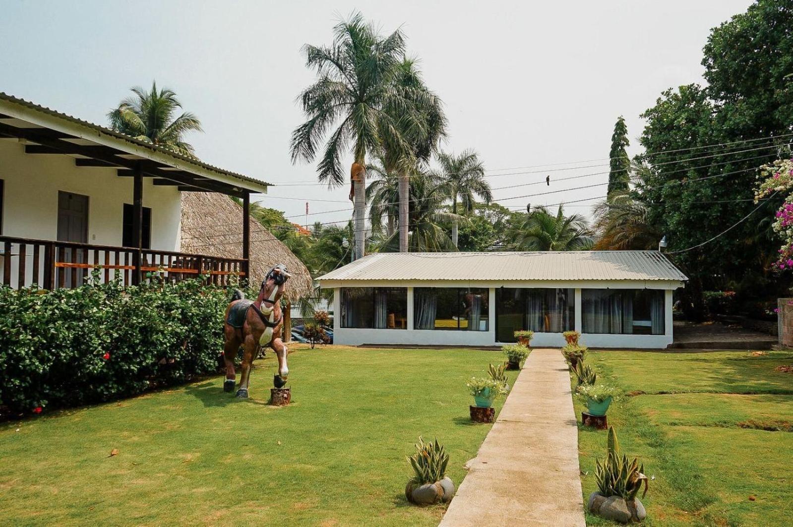 Hotel Tunco Lodge La Libertad Exterior foto